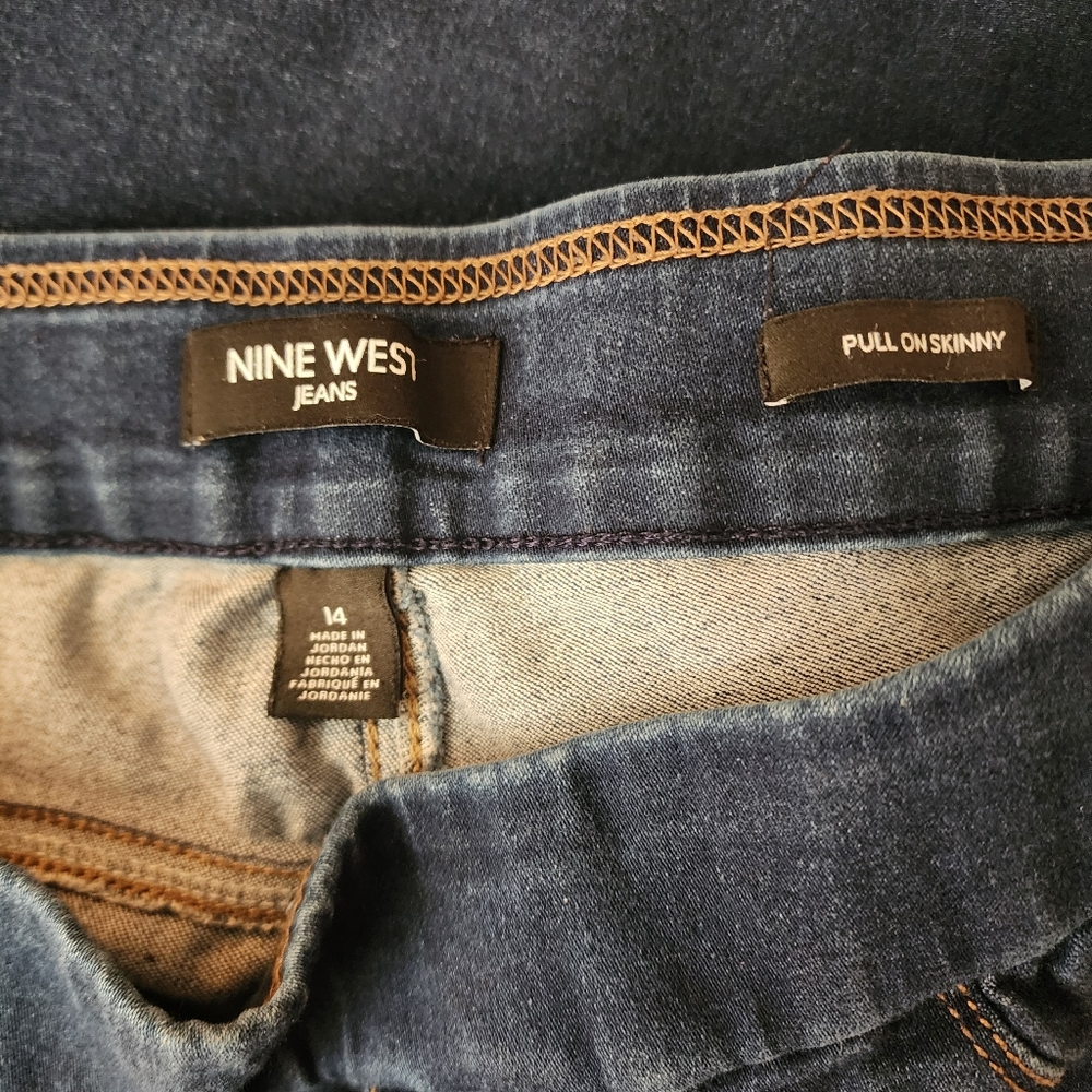 3 pair size 14 Nine West pull on denim - Picture 4 of 11